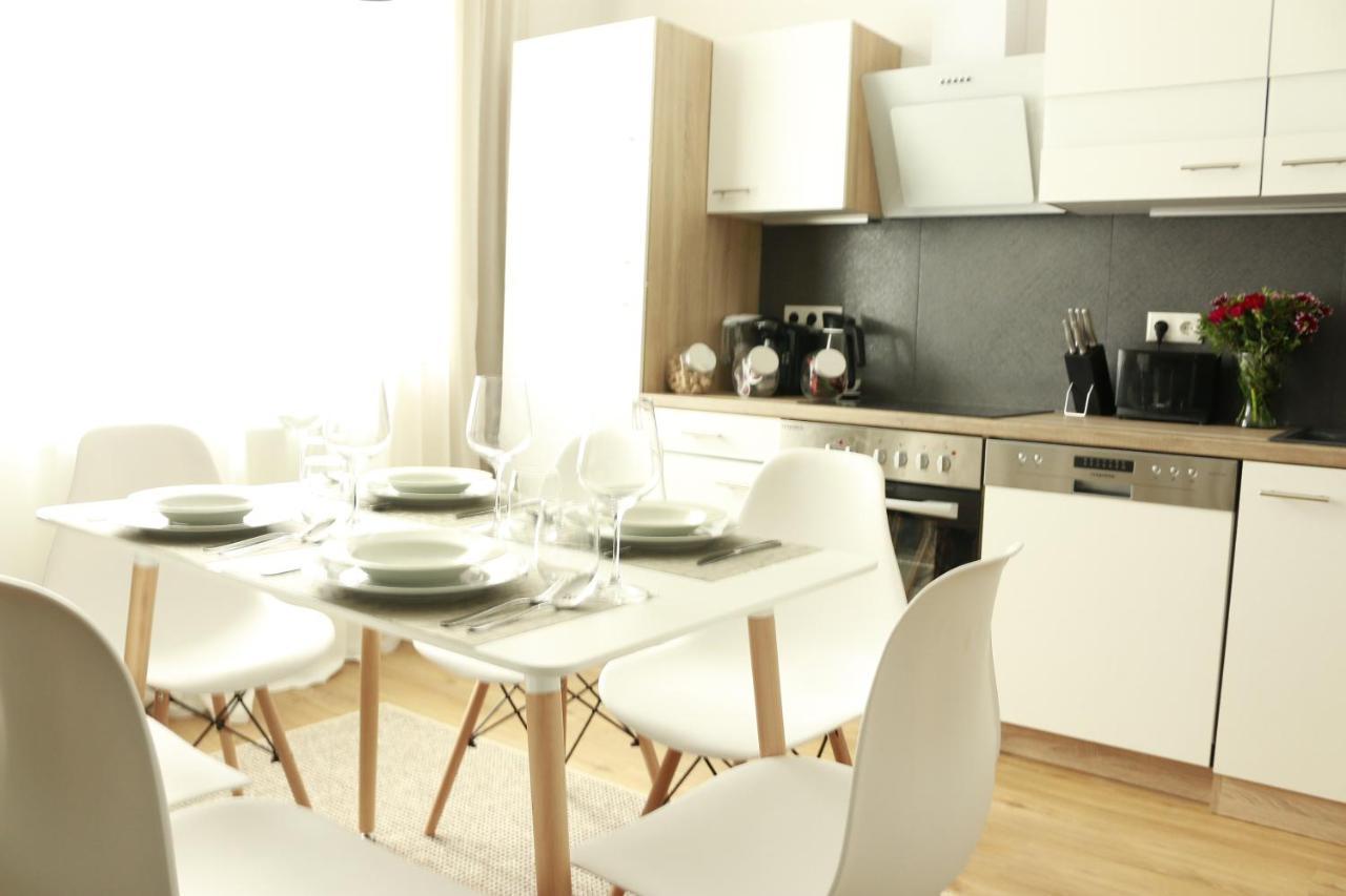 Am City Apartment 24H Self-Check-In, Free Parking, U-Bahn 350M, Netflix Nuremberga Exterior foto