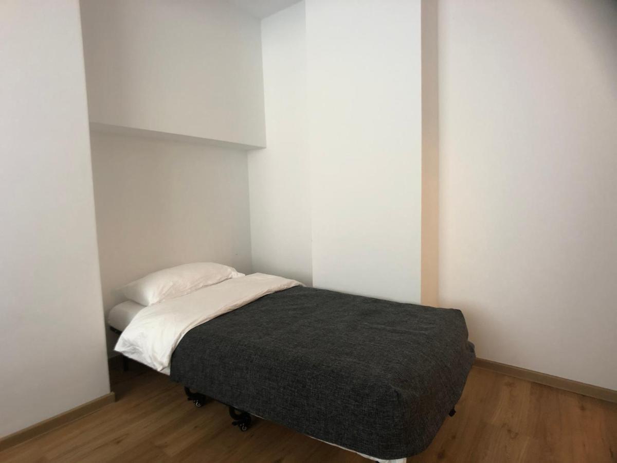 Am City Apartment 24H Self-Check-In, Free Parking, U-Bahn 350M, Netflix Nuremberga Exterior foto